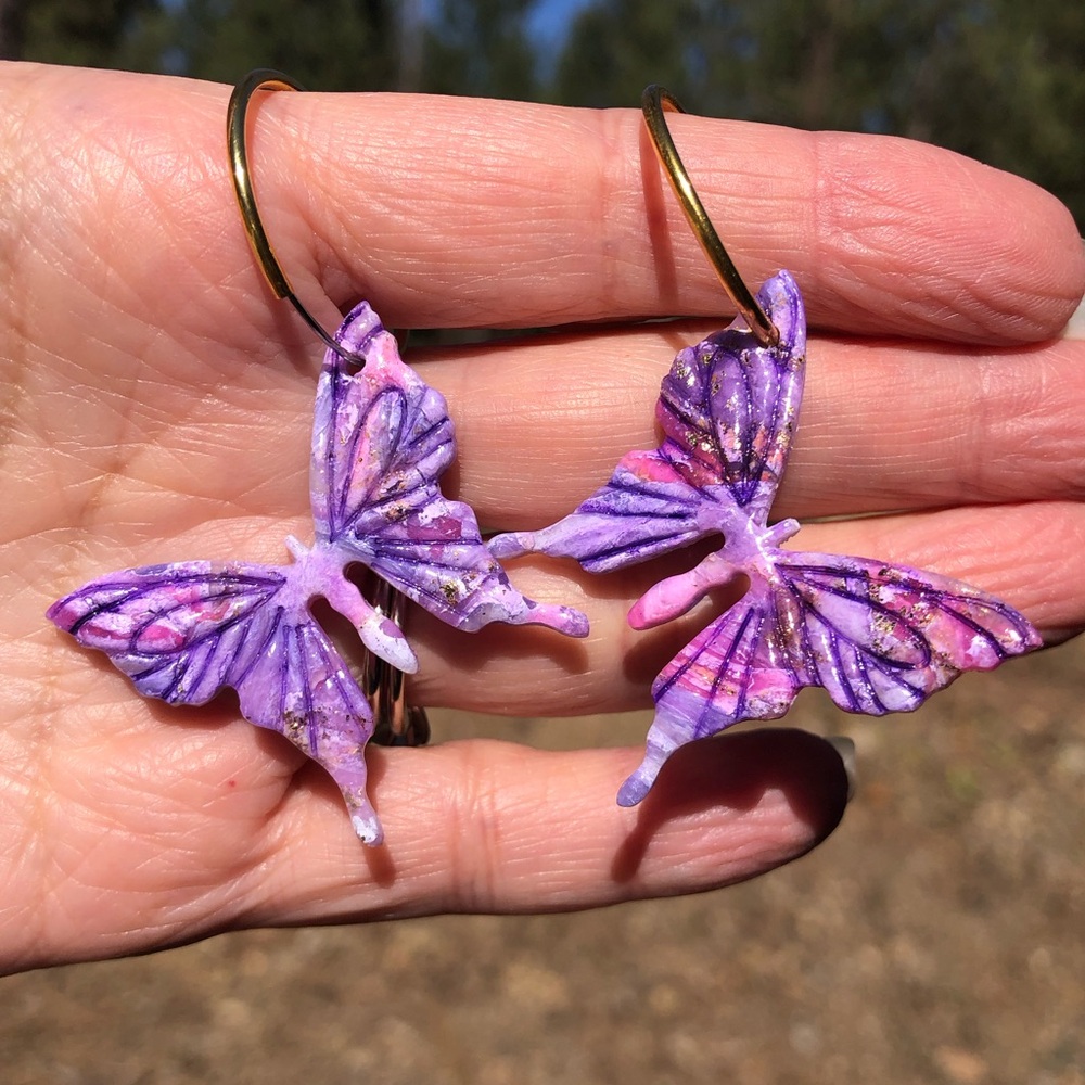 Handmade marble butterfly earrings - Picture 1 of 4